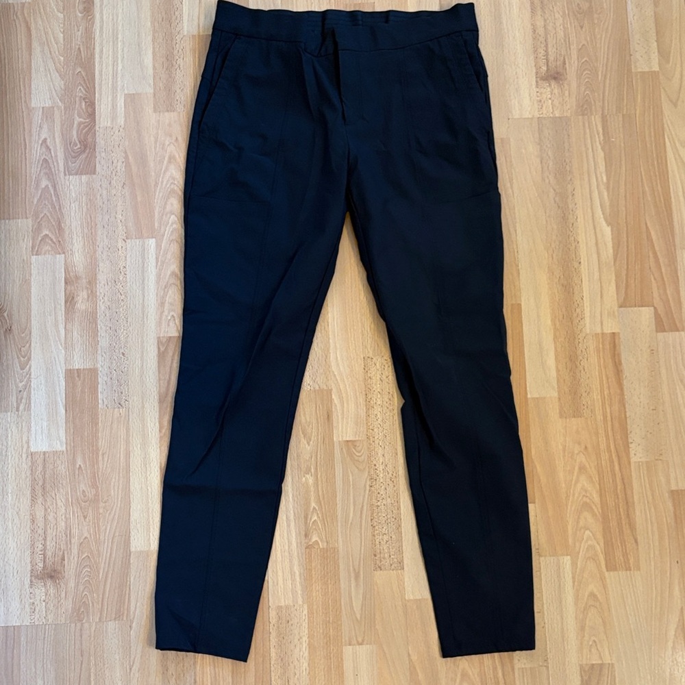Athleta Trekkie Black Pants size 10